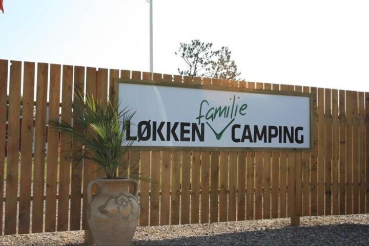Lokken Family Camping & Guesthouse Esterno foto