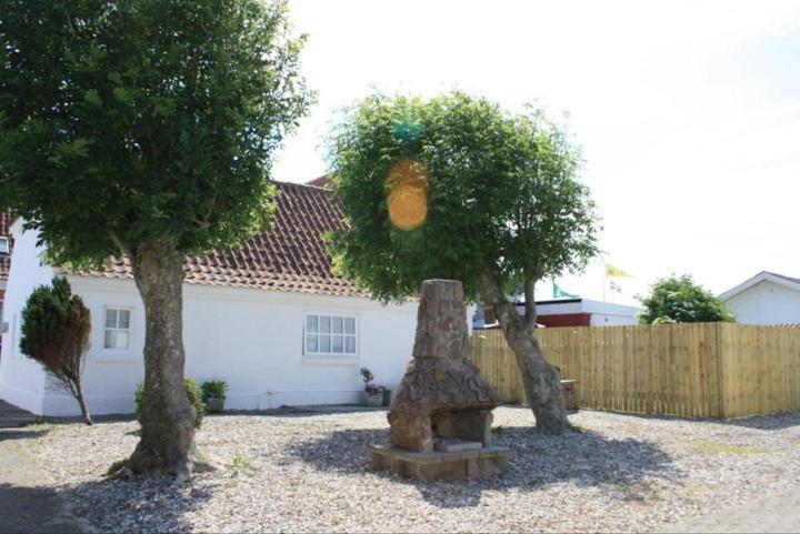 Lokken Family Camping & Guesthouse Esterno foto